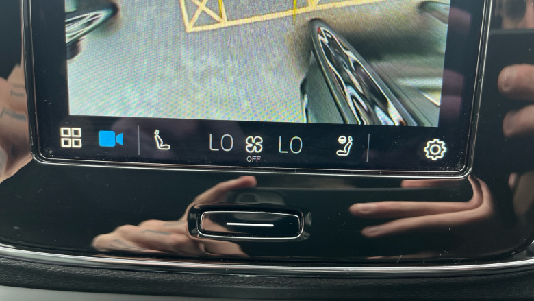 Volvo Xc40 P8 Recharge 300kW 78kWh First Edition 5dr AWD Auto Electric Estate